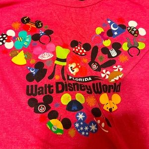 Walt Disney World XXL Unisex T Shirt with Hats